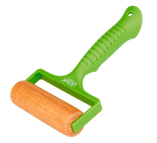 RODILLO AMASAR MADERA C/MANGO PVC VERDE 12X20CM LIFE STYLE 52715